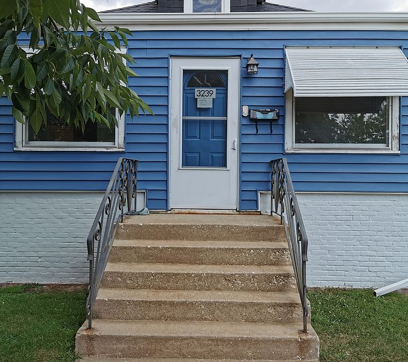1st image of 3239 N Ottawa Ave