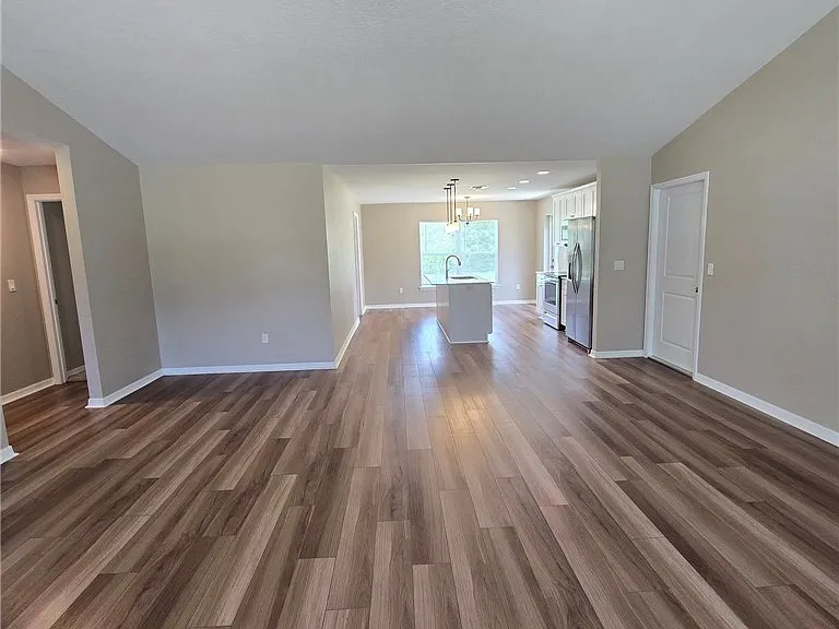 5515 Castania Dr — Photo 3