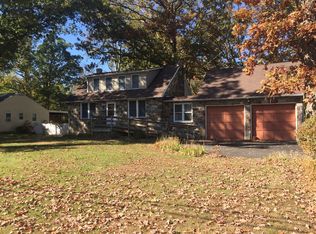 2084 Bedminster Rd, Perkasie, PA 18944