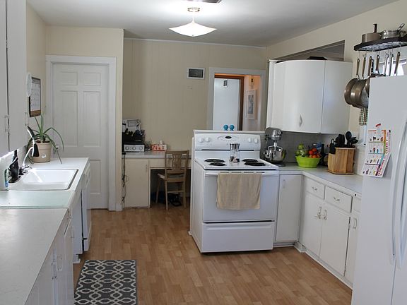 4th image of 316 W 26th St
