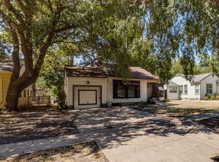 3143 Hedgerow Dr, Dallas, TX 75235