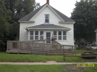 228 Polk St, Waterloo, IA 50703
