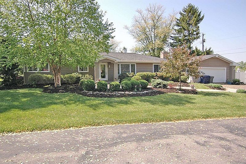 1st image of 185 Carey Dr