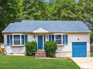 26 High Ridge Rd, Little Egg Harbor, NJ 08087