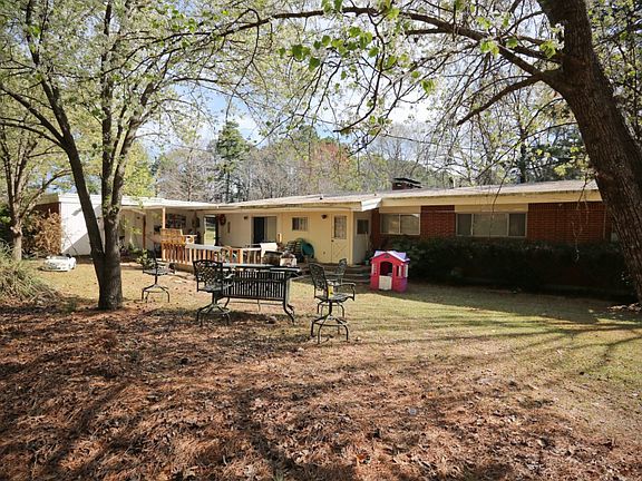 2nd image of 1429 Holland Dr