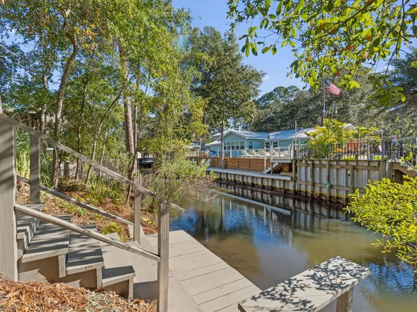 67 Wild Briar Rd, Santa Rosa Beach, FL 32459