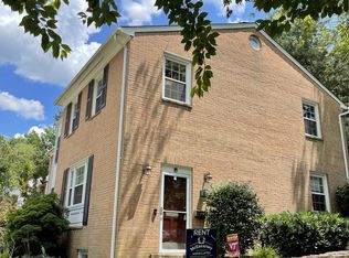 3283 Victor Cir, Annandale, VA 22003