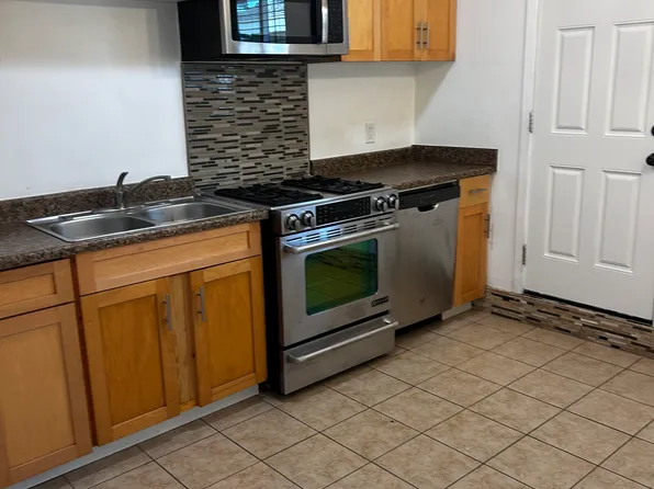 16331 Holly Dr #2, Fontana, CA 92335