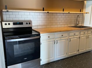 9 Lakeshore Dr APT 6, Weaverville, NC 28787