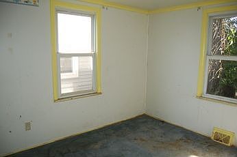 2nd image of 5429 Raymond Ave