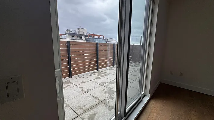 Rented by Twin Group | media 26