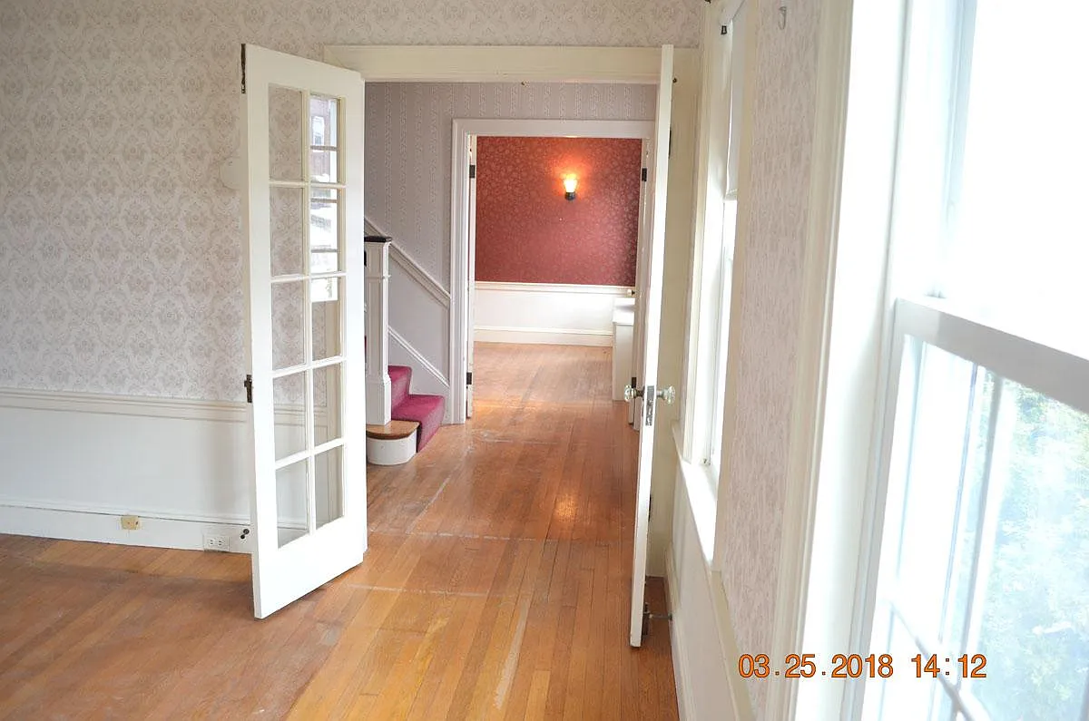 60 Undine Rd — Photo 4