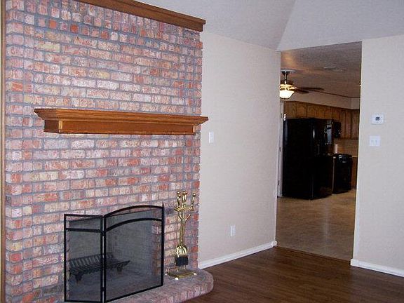4th image of 3419 Sequoia Cir