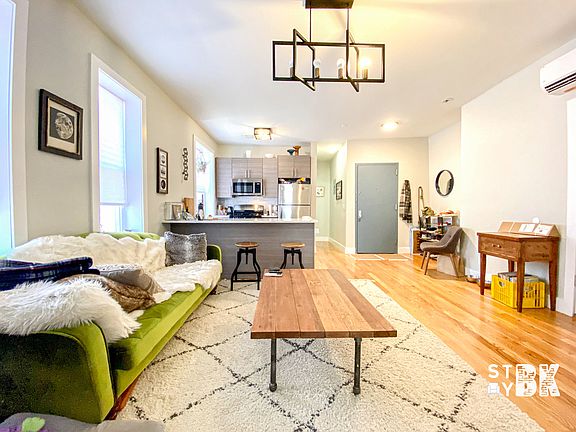4th image of 314 Sumpter St #1B