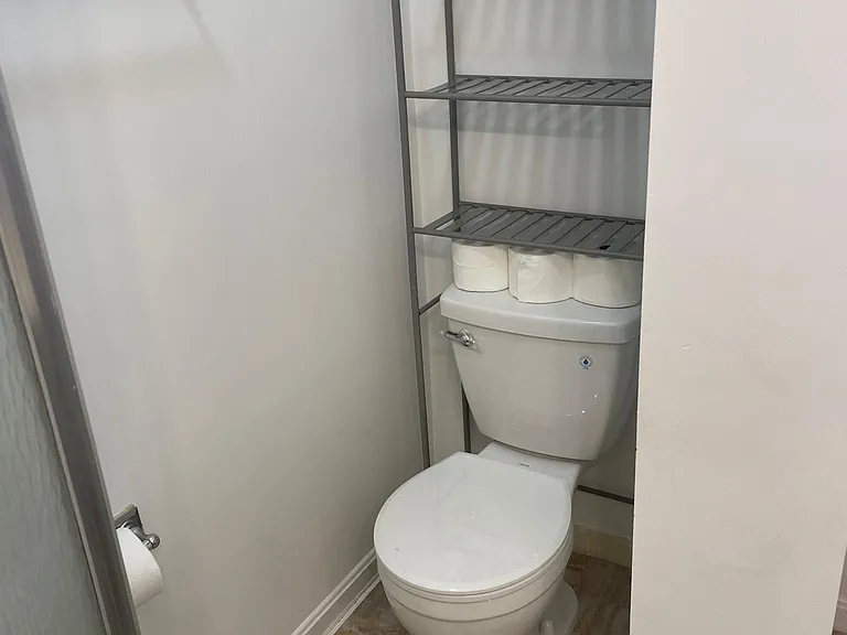 7726 Castleton Pl #3 — Photo 9