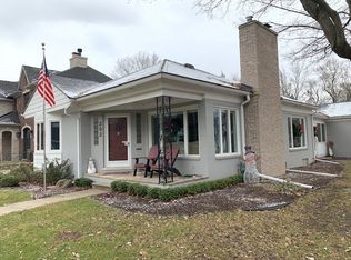 302 Maywood Ave, Rochester, MI 48307