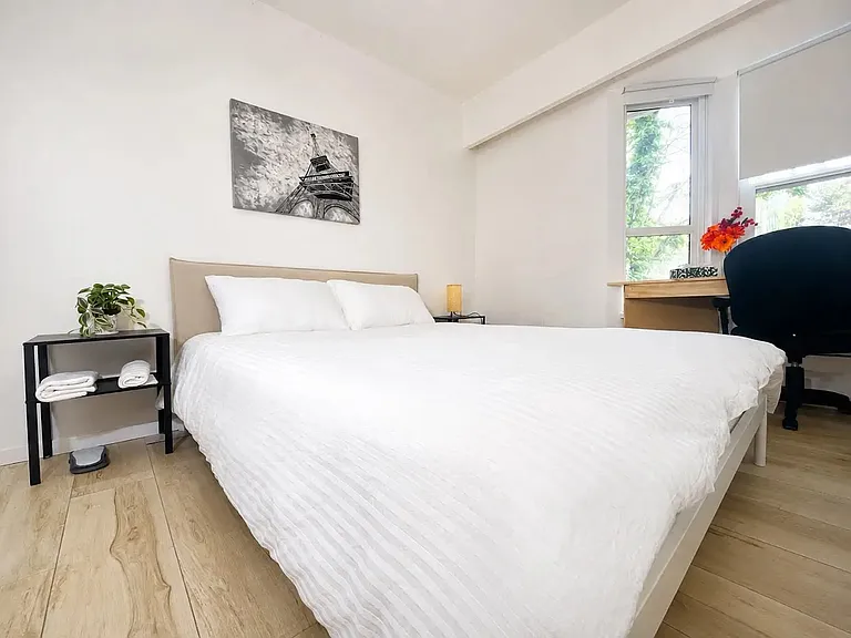 10680 Rochdale Dr #8 — Photo 1