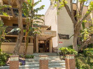 22100 Burbank Blvd UNIT 201A, Woodland Hills, CA 91367