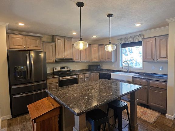 4th image of 107 Huckleberry Knob Ln
