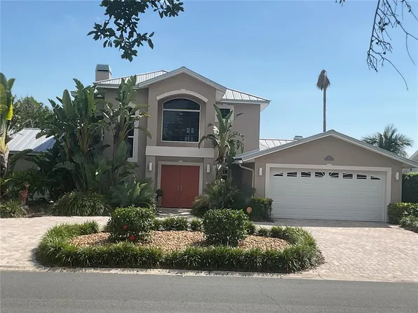 311 S Isle Dr, Saint Pete Beach, FL 33706