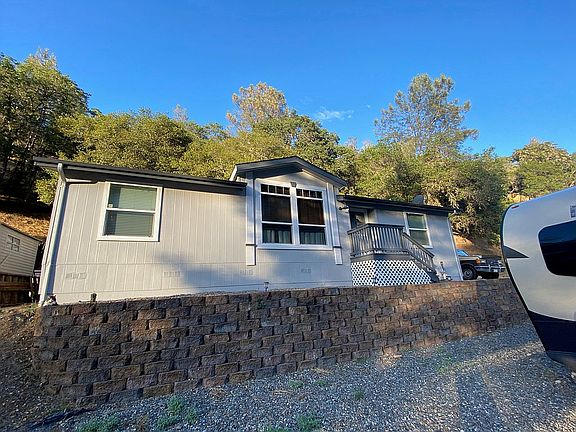 3rd image of 1038 Arroyo Grande Dr