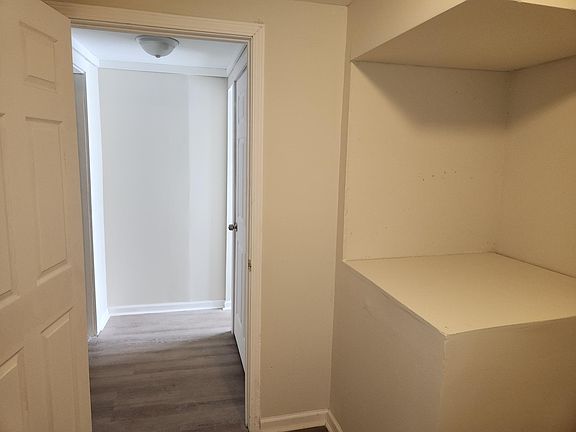 5th image of 147 N 15th Ave APT 2E