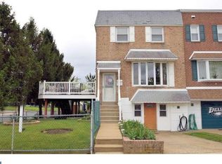 10217 Woburn Pl, Philadelphia, PA 19114