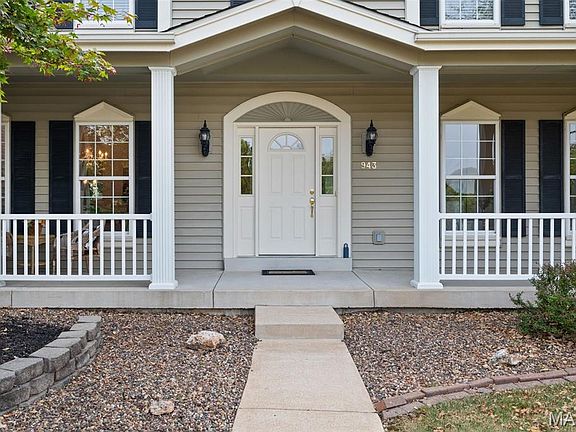 5th image of 943 Sheffield Forest Ct
