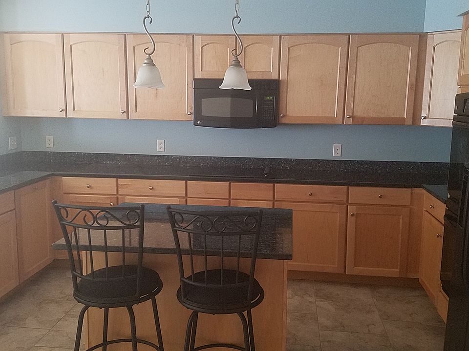 2nd image of 43 Lavoie Dr
