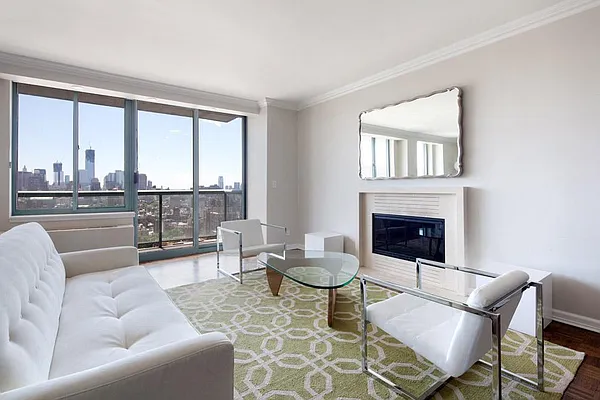 Sold by Corcoran | media 2