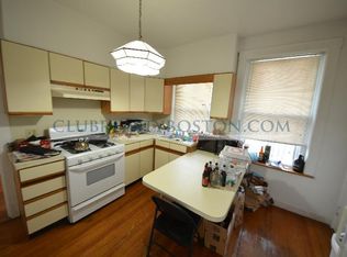 1670 Beacon St, Brookline, MA 02445