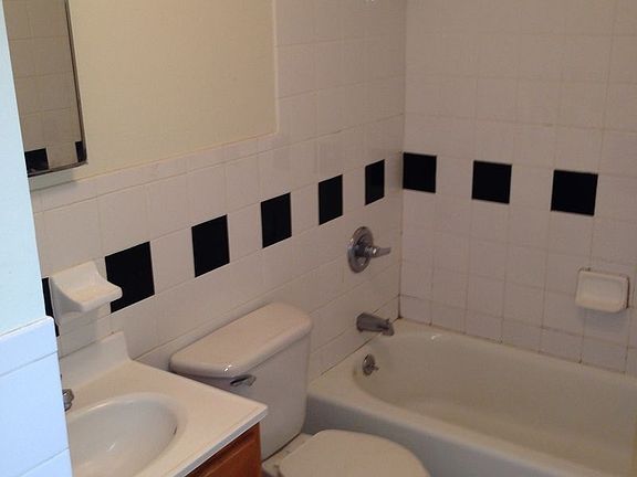 5th image of 1695 Lexington Ave APT 3A