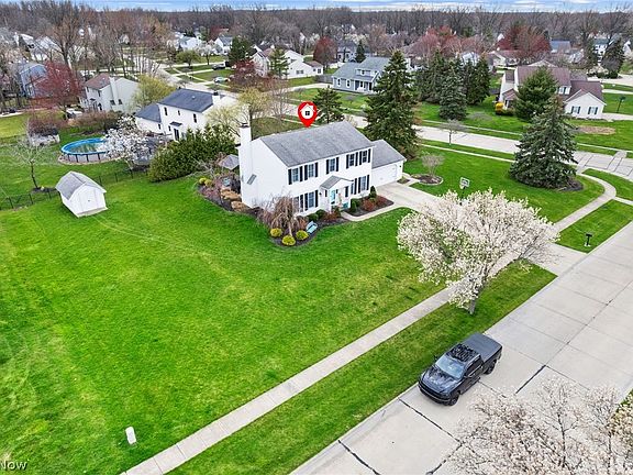 2nd image of 608 Wellesley Cir