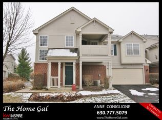 2227 Vanderbilt Dr #2227, Geneva, IL 60134
