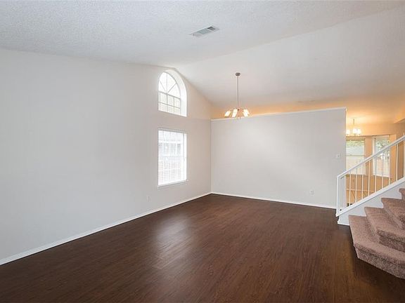 4th image of 2203 Rick Whinery Dr