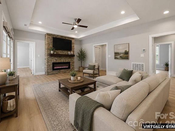 2nd image of 3342 48th Ave NE #6B