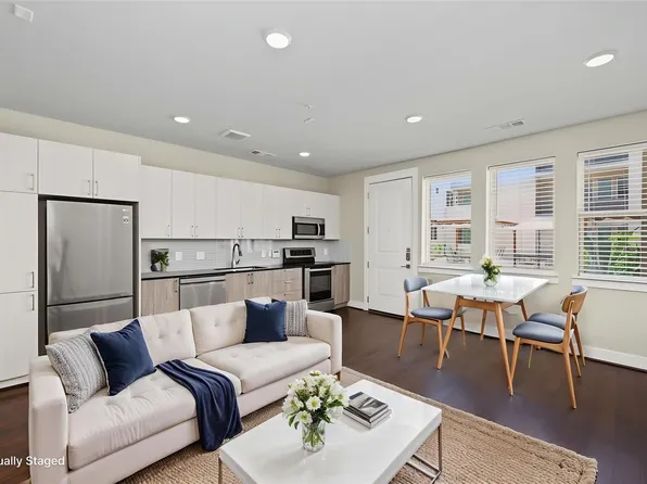 4819 Caroline St #111, Houston, TX 77004