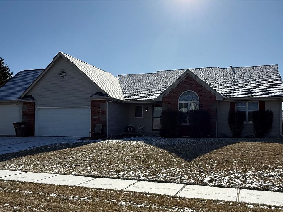 2nd image of 1334 Lake Shore Dr SE