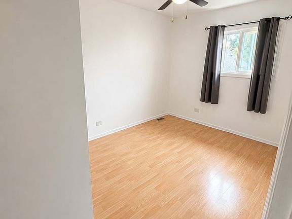 4th image of 176 Bode Rd
