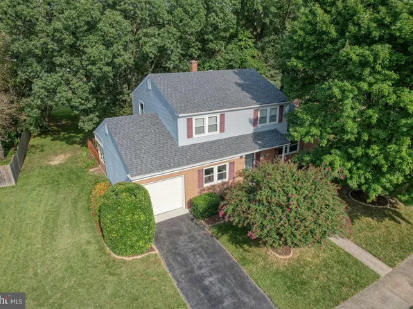 839 Woodcrest Dr, Dover, DE 19904