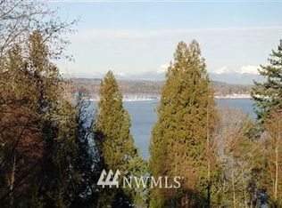 7683 Pine Dr, Blaine, WA