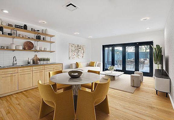 5th image of 217 E 31st St #1