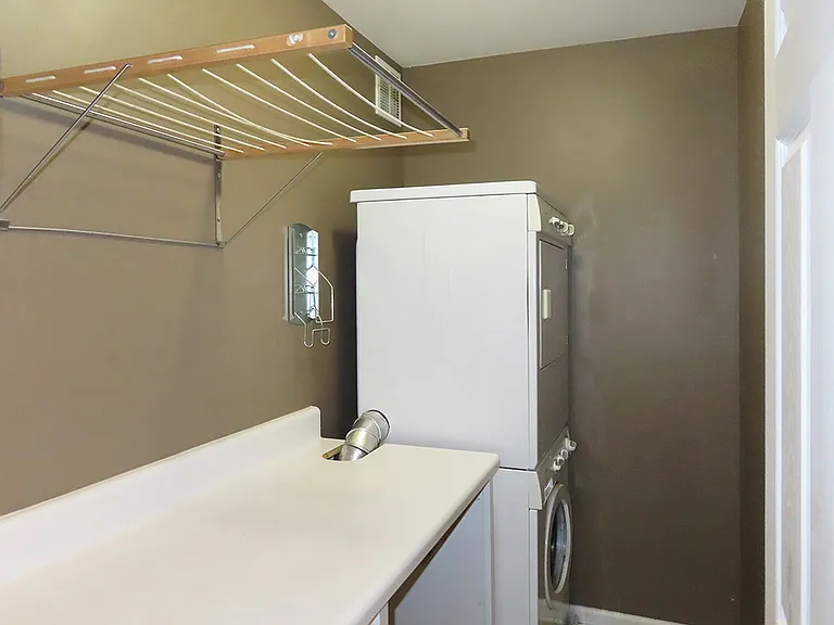 245 Plaza Dr #E — Photo 13