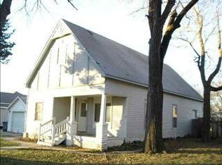 418 E Pearl St, Mulvane, KS 67110