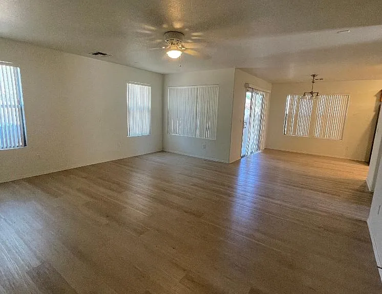2472 S Marble St — Photo 3