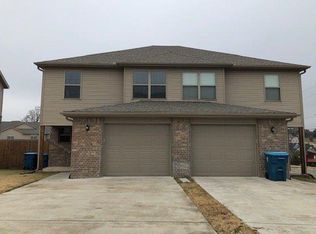 600 SW Loudon Dr #1, Bentonville, AR 72712