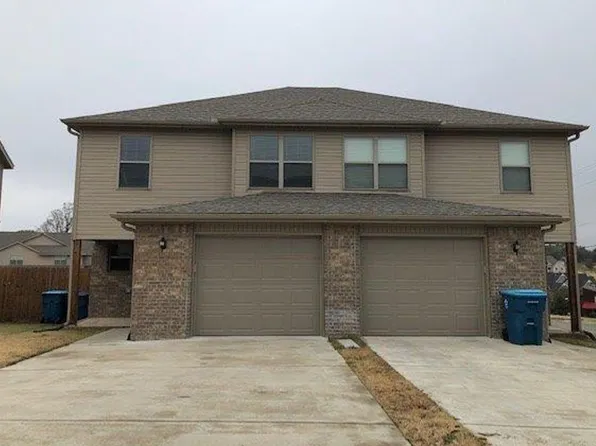 600 SW Loudon Dr #1, Bentonville, AR 72712