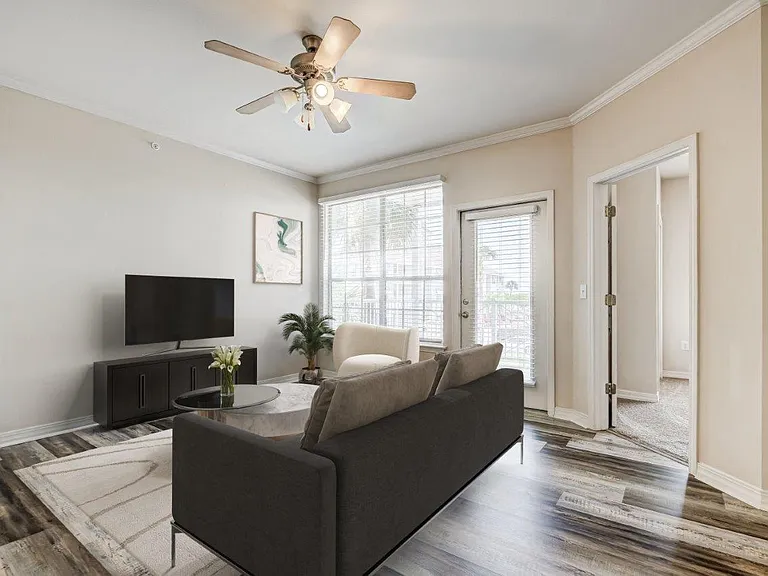 Harborside Apartment Homes — Photo 9