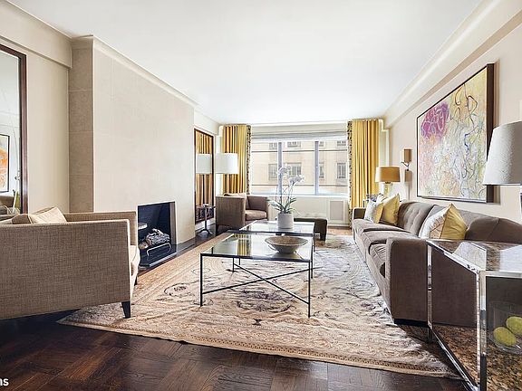 2nd image of 880 5th Ave APT 10H