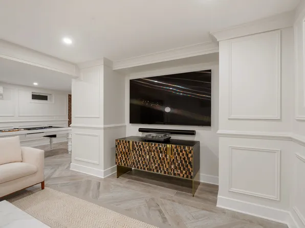 54 Kent Street image 13 of 96